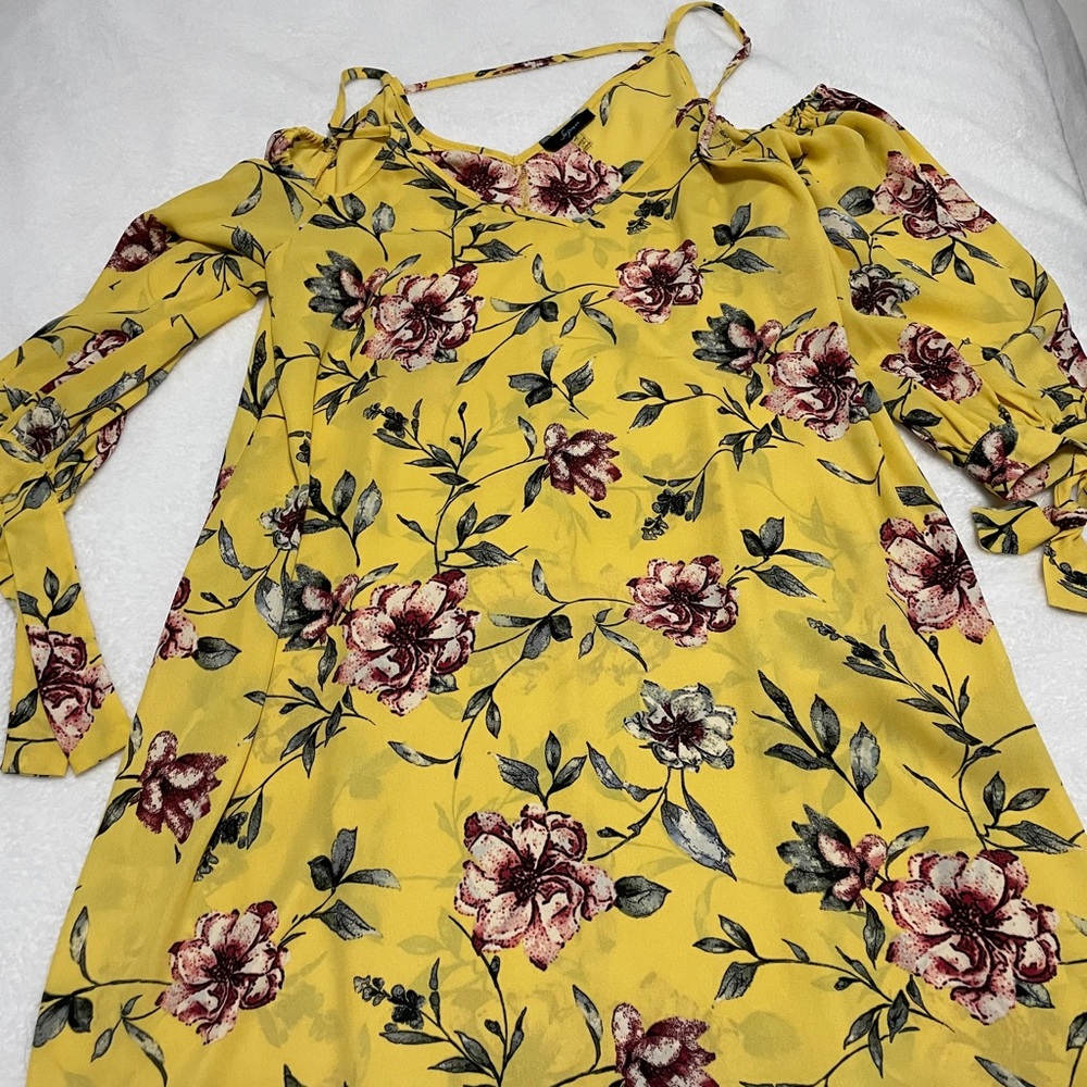 Soprano Yellow Dress